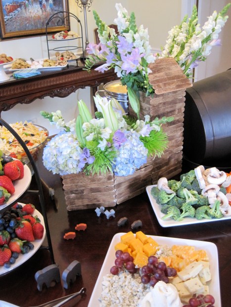 Noah's Ark Centerpiece